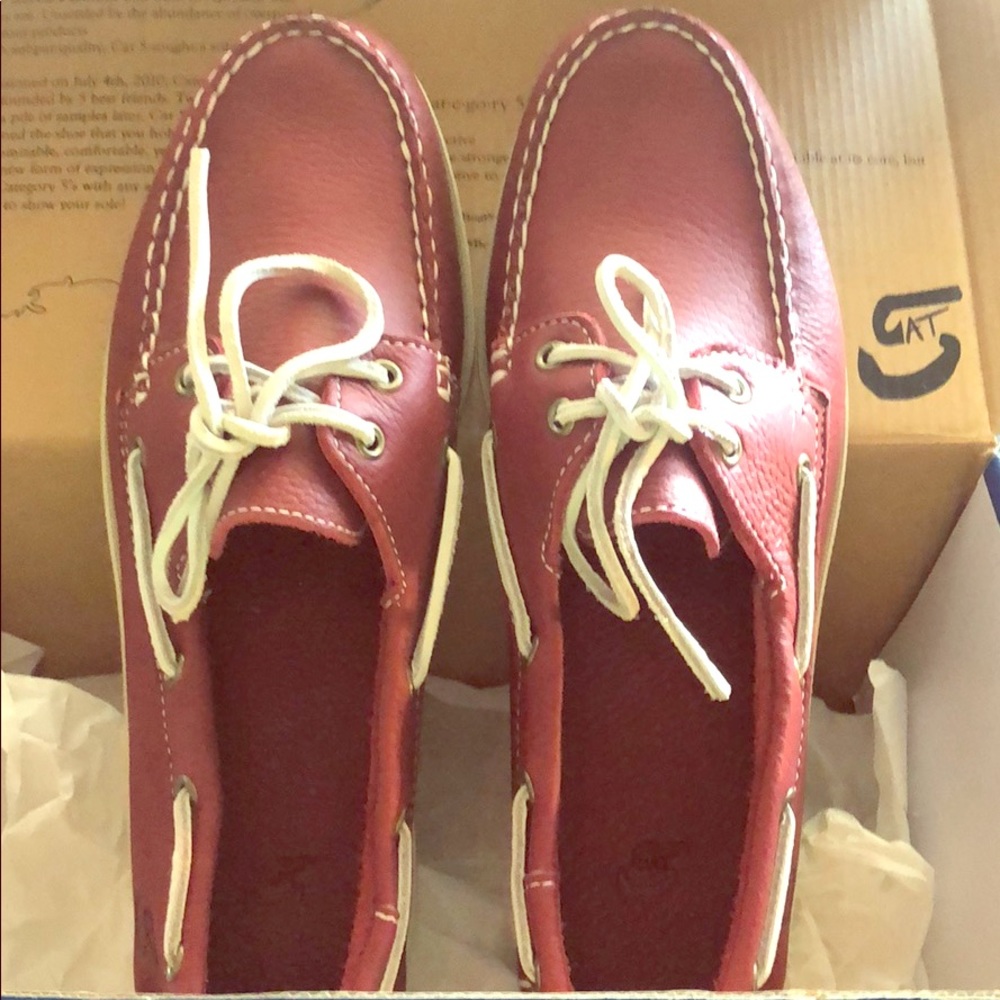 Island red Category 5 boat shoes
